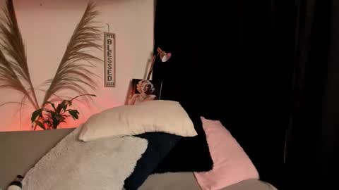 Serenity online show from September 24, 2:07 am