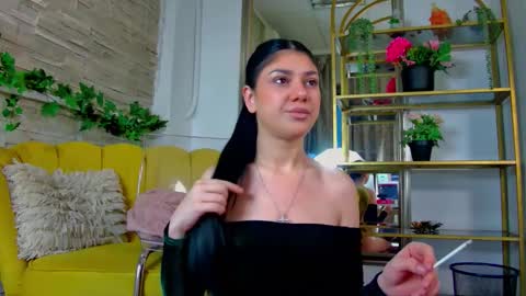 SerennaNoir online show from January 16, 5:49 am