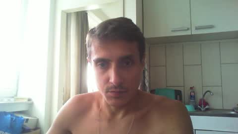 Snapshot of serhio27 chatting on October 26, 12:28 pm meta23meta online show from October 26, 12:28 pm