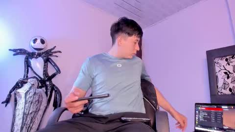 david  online show from November 23, 1:47 am