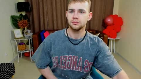 SevanS14 online show from February 16, 10:43 pm