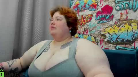 Sew online show from April 22, 1:02 am