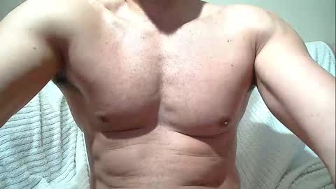 SEX MACHINE 19 online show from February 11, 6:01 pm