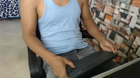 arnold online show from December 1, 2:37 pm