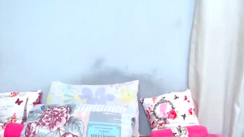 Snapshot of sexiebootyjoyxx chatting on February 28, 3:48 am sexiebootyjoyxx online show from February 28, 3:48 am