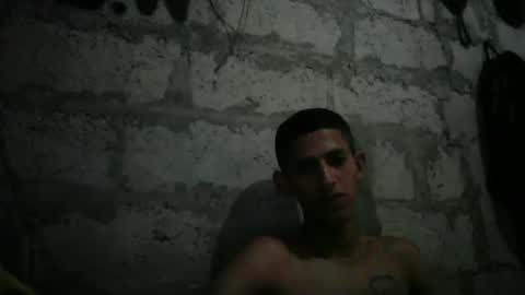 sexmanhot25 online show from October 25, 8:42 pm