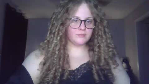 Snapshot of sexoutsouth1993 chatting on December 4, 2:58 am sexoutsouth1993 online show from December 4, 2:58 am