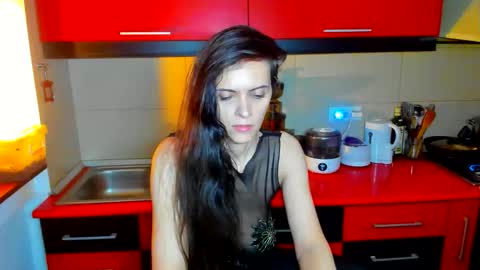 sexqueen1111 online show from February 20, 1:13 pm