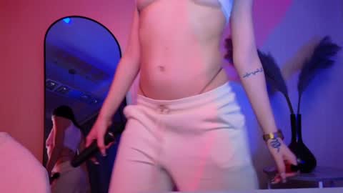 sextezi online show from January 27, 4:01 pm