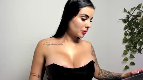 SARA    online show from January 28, 12:05 am