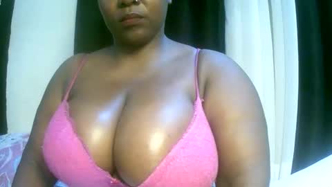 sexxi_ebony online show from April 18, 7:58 pm