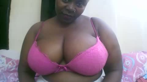 sexxi_ebony online show from April 9, 10:21 am