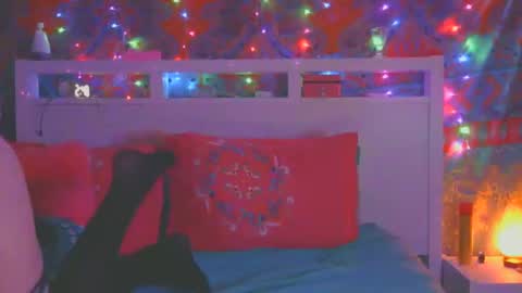 SEXX JUNKIEE online show from January 5, 7:49 am