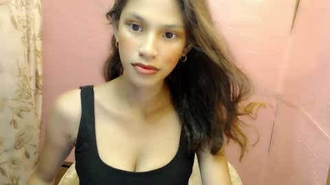 Dahlia online show from April 14, 2:31 pm