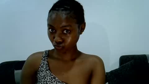 vicky online show from June 22, 1:29 pm