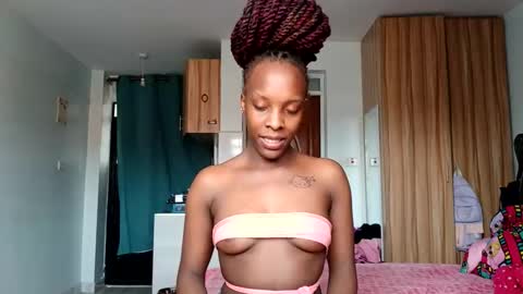 Snapshot of sexxy_flave chatting on October 11, 11:37 am Sexxy Flave online show from October 11, 11:37 am