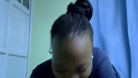 African Queen online show from February 28, 2:26 am