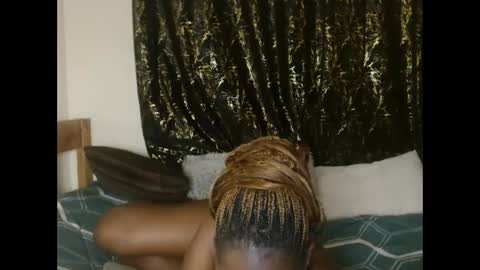 sexxypritty online show from November 16, 7:27 pm