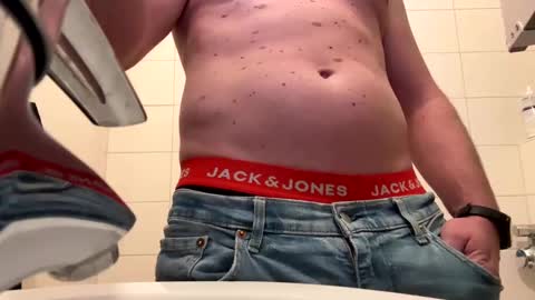 sexy30031986 online show from February 18, 3:52 pm