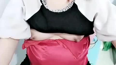 sexy8685 online show from April 14, 9:34 am