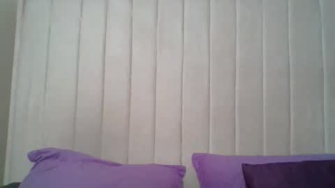 sexy_ari2 online show from November 28, 8:05 pm