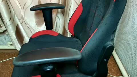 Jessica  Face only in pvt or in snapchat Dont ask more.... online show from March 18, 11:27 am