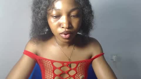 sexy_bluey247 online show from April 15, 8:20 pm