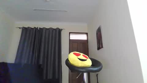 liya online show from February 28, 6:39 am