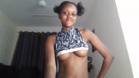 liya online show from December 3, 11:55 am