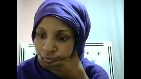 sexy_cateleyah001 online show from January 25, 9:46 pm