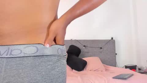 sexy_couple_xx1 online show from February 11, 7:18 pm