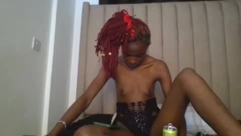 Snapshot of sexy_ebony_nica chatting on October 22, 2:52 pm sexy_ebony_nica online show from October 22, 2:52 pm
