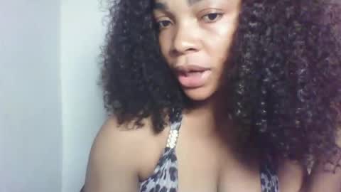 Sexy kitty881 online show from October 7, 9:33 pm