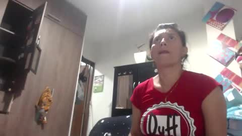 Snapshot of sexy_mary_69 chatting on October 22, 2:04 am Mary online show from October 22, 2:04 am