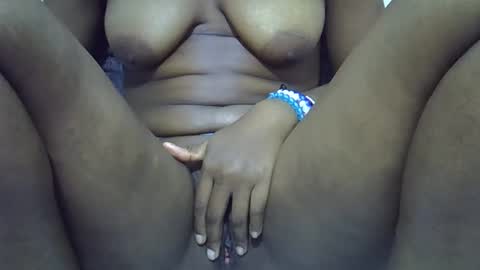 sexy_mayah64 online show from May 7, 8:15 pm