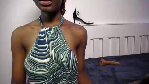 sexy_mia6 online show from March 9, 5:23 am