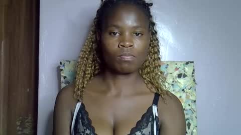 Molyne online show from January 16, 1:31 pm