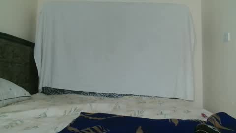 sexy_pearl_ online show from March 30, 4:23 am