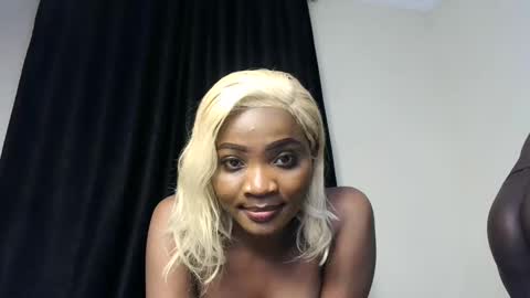 eva am online everyday except friday online show from February 24, 9:31 pm