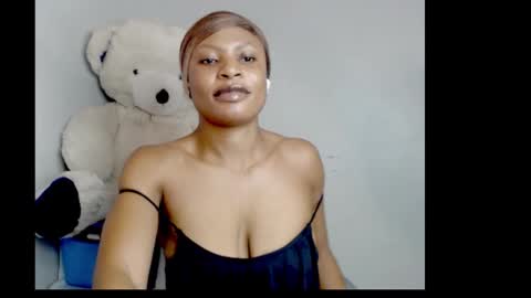 sophia online show from February 24, 8:17 am