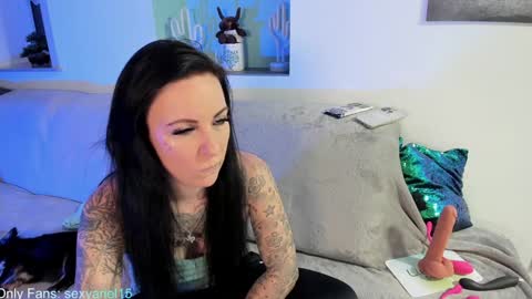 SexyAriel15 online show from December 2, 7:55 pm