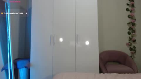 Alice online show from November 30, 7:54 pm