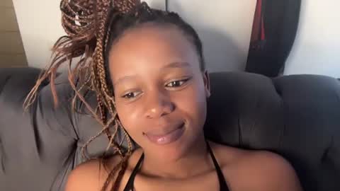 sexyasszeeee online show from February 21, 8:17 am