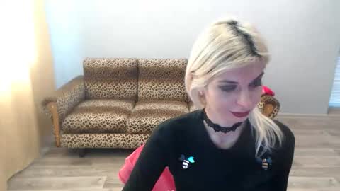 sexybeatriice online show from January 13, 7:16 am