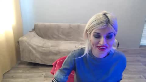 sexybeatriice online show from January 17, 8:02 am