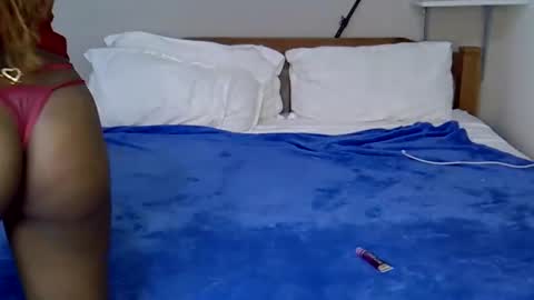 Britney online show from April 15, 8:31 pm