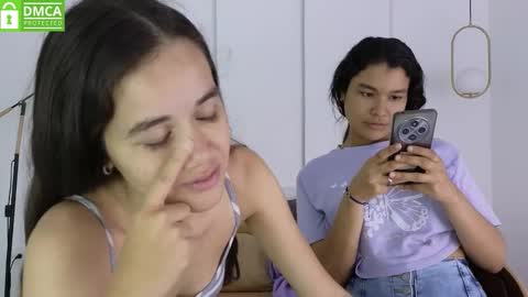 chanell and yina online show from March 22, 1:37 pm