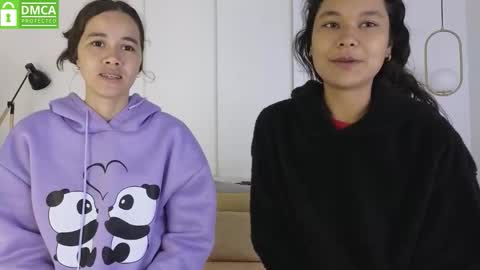 chanell and yina online show from March 27, 1:23 pm