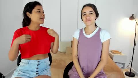 chanell and yina online show from March 5, 12:44 pm