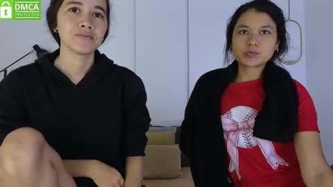 chanell and yina online show from March 10, 1:37 pm
